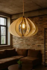 lampa-wiszaca-drewniana-lesna-linia