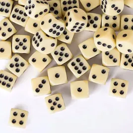 40x-bezowe-kostki-kosci-6-scienne-do-gry-nauki-16mm-prezent-zaokraglony-rog