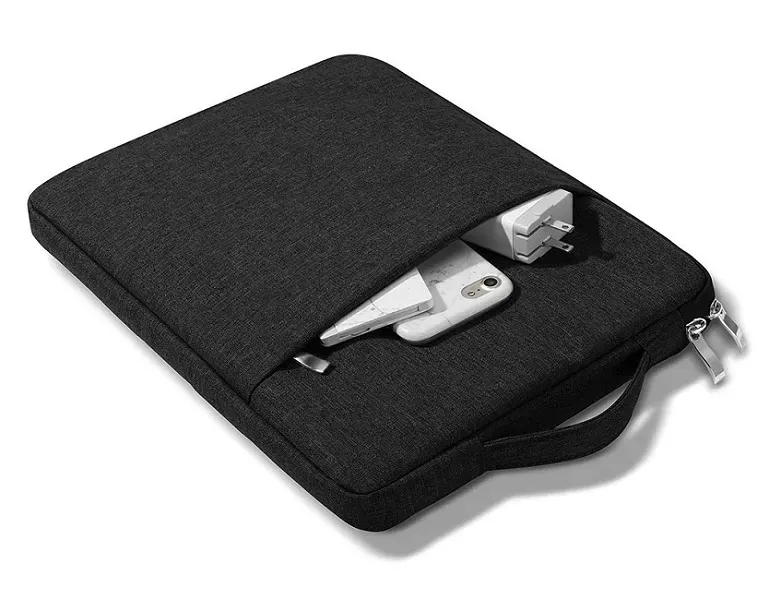 etui-do-macbook-13-133-czarne-stan-nowy