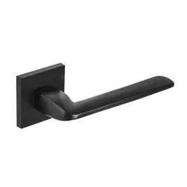 klamka-zambia-na-rozecie-czarna-klasyczny-design-do-drzwi-wewnetrznych