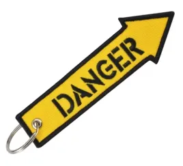 brelok-danger-auto-motor-dom-zawieszka-do-kluczy