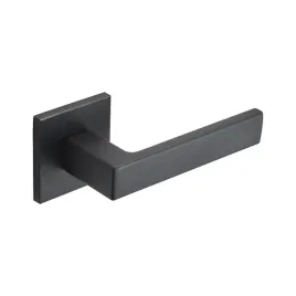 kvadrato-klamka-premium-czarna-na-rozecie-nowoczesny-design-aluminiowy
