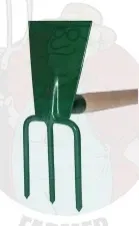 motyczka-uniwersalna-3-zab-oprawna-30-cm