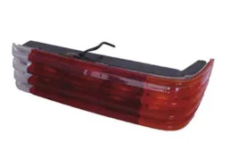 lampa-zesp-mercedes-303-lewa-z-obudowa