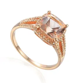 zloty-pierscionek-z-morganitem-naturalnym-i-diamentami-w-rozowym-zlocie-585