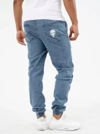 spodnie-jeansowe-jogger-meskie-jasne-niebieskie-marvel-promo-punisher-xxl