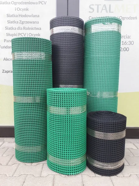 siatka-pcv-60-cm-50mb-stan-nowy-waga-z-opakowaniem-15000-kg