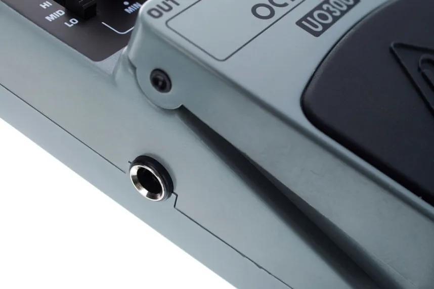efekt-gitarowy-behringer-uo300-ultra-octaver