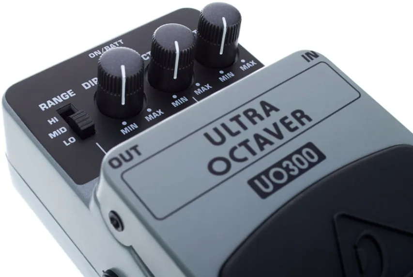 efekt-gitarowy-behringer-uo300-ultra-octaver