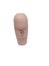 oriflame-antyperspiracyjny-dezodorant-w-kulce-giordani-gold-woman-50-ml