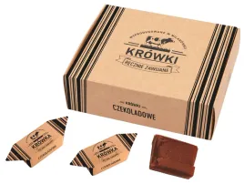 krowki-czekoladowe-ciagutki-w-pudelku-250g-prezent-recznie-zawijane