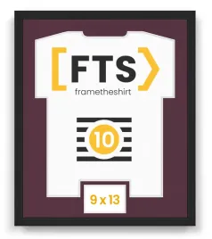 rama-na-koszulke-sportowa-z-oknem-pamiatka-kibica