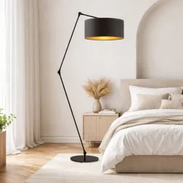 czarna-lampa-podlogowa-z-regulowanym-przegubem-zoe-gold