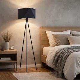 metalowa-lampa-stojaca-na-3-nogach-venus-w-stylu-loftowym