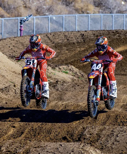 oakley-etui-large-goggle-soft-case-stan-nowy-marka-oakley