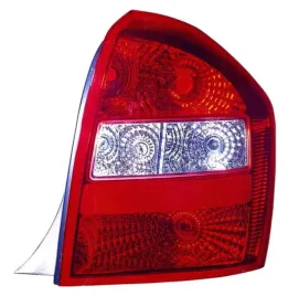kia-cerato-04-06-lampa-tylna-prawa