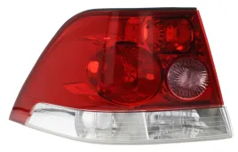 opel-astra-h-07-12-sedan-lampa-tylna-lewa