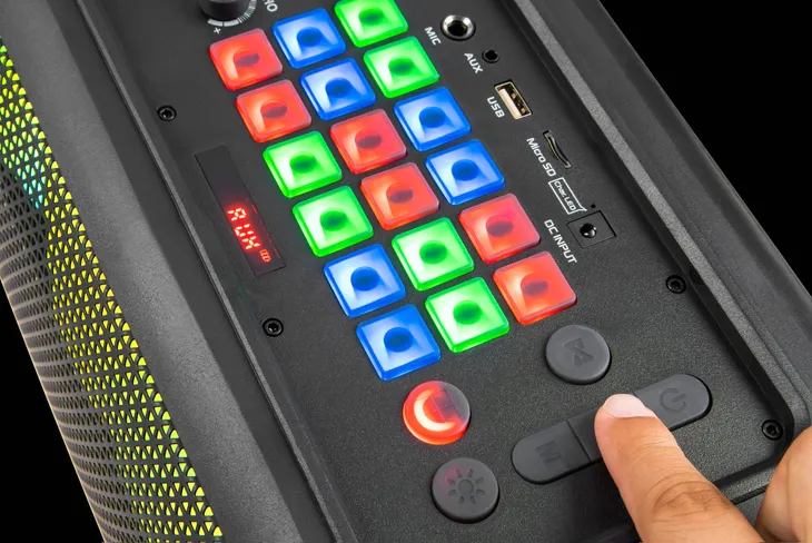 glosnik-bluetooth-aux-micro-sd-usb-krugerandmatz-funkcje-funkcja-karaoke