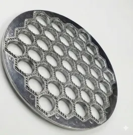 profesjonalna-forma-do-pierogow-i-uszek-z-metalu-efektywne-przygotowanie