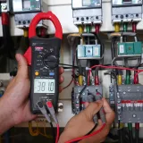 miernik-cegowy-multimetr-uni-t-ut206a-model-ut206a