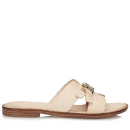 bezowe-klapki-damskie-zlota-ozdoba-toscanio-mu-030-51-38