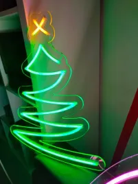 choinka-swieta-napis-neonowy-led-na-plycie-z-plexi-5-mm