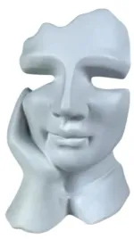figurka-twarz-biala-abstrakcja-15-8x12-5x23-5-cm