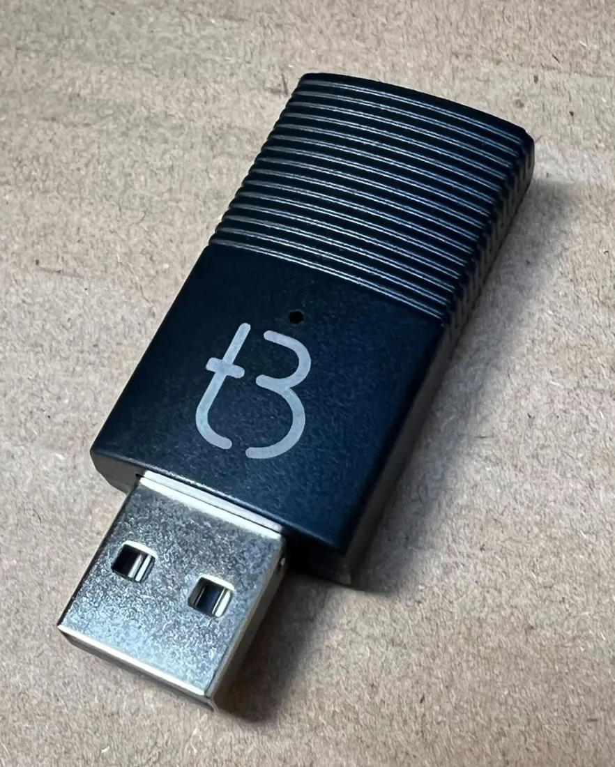 bezprzewodowy-adapter-mini-usb-2w1-tb-nano-do-apple-carplay-android-auto