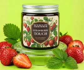 strawberry-touch-swieca-sojowa-zapachowa-wiosna-idealna-na-prezent