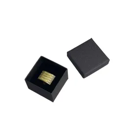 pikowane-pudelko-na-bizuterie-pierscionek-kwadratowe-czarne-5cm-b