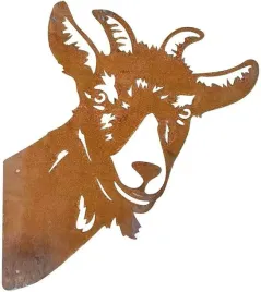 metalowa-dekoracja-ogrodowa-w-ksztalcie-rdzawozlotej-kozy-seababoo