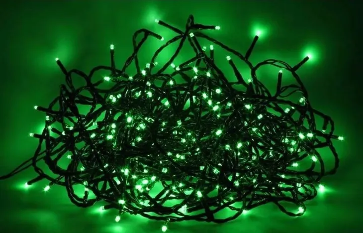 lampki-led-zielone-100-led-8-m-flash-zasilanie-sieciowe