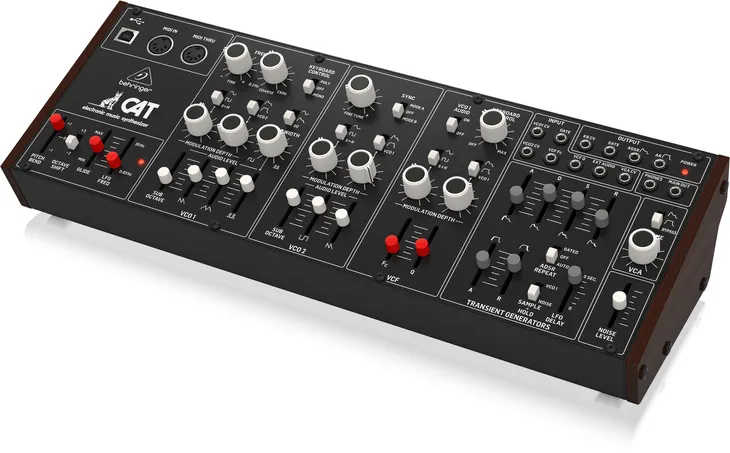 behringer-cat-syntezator-analogowy