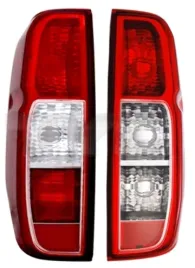 nissan-pathfinder-lampa-tylna-prawa