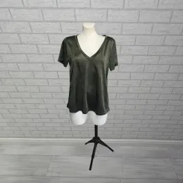 gap-m-t-shirt-damska-z-dekoltem-stan-nowy-okazja