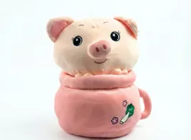 pluszowa-swinka-w-kubku-rozowy-maskotka-idealna-na-prezent-dla-dzieci