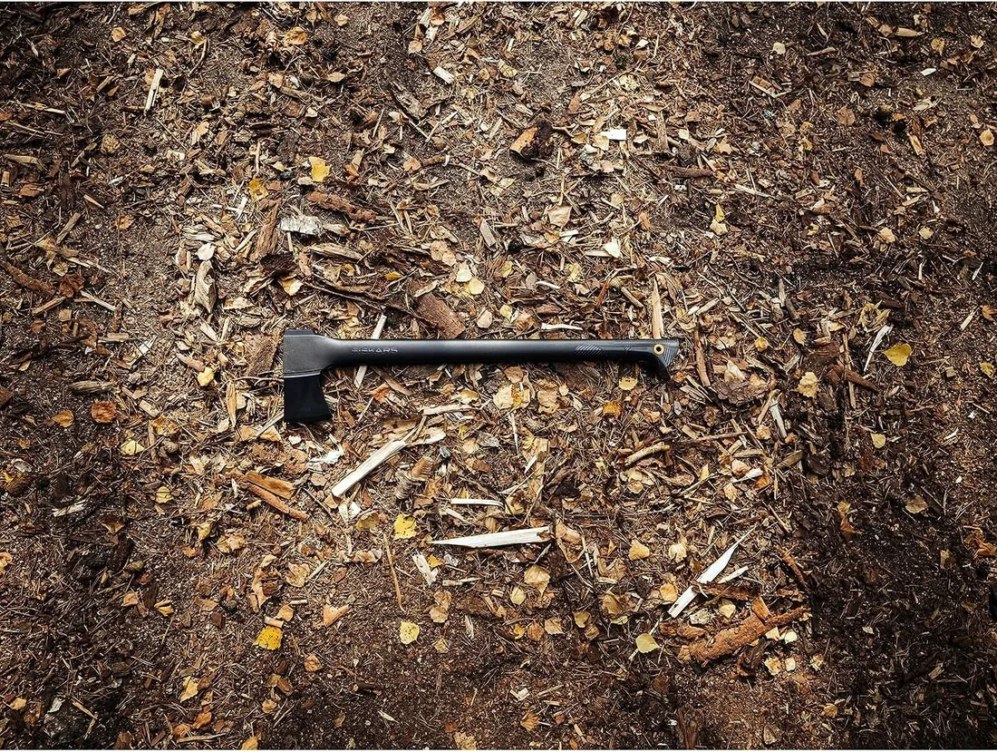 siekiera-rozlupujaca-fiskars-solid-duza-65cm-l