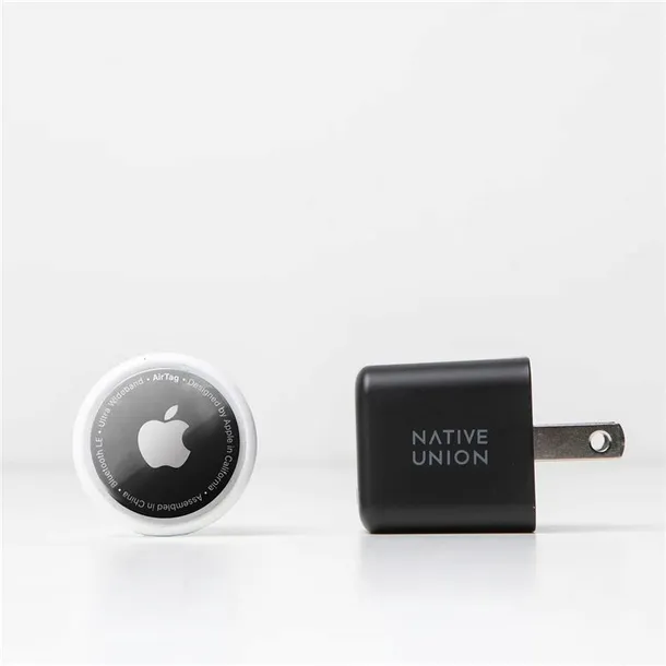 native-union-fast-gan-charger-pd-30w-black-stan-nowy