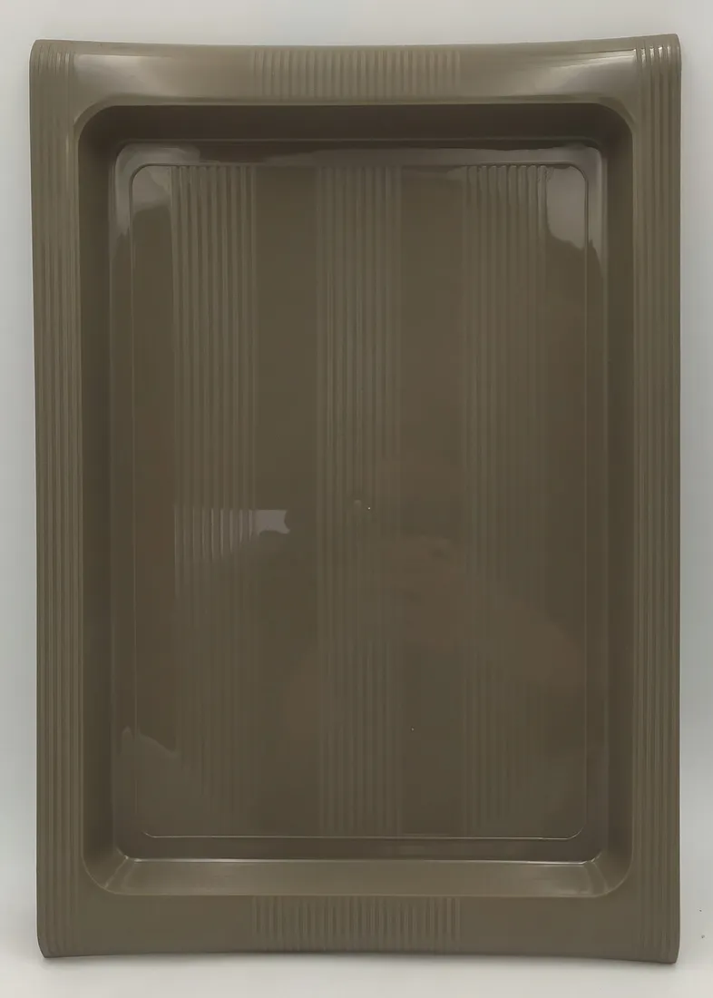 taca-plastikowa-tango-28x40-stan-nowy