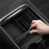 spigen-tesla-center-console-organizer-black-model-y-3-stan-nowy