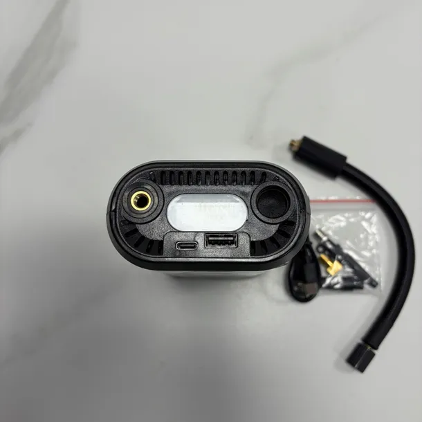 kompresor-samochodowy-bezprzewodowy-mini-pompka-elektryczna-przenosna-rower-marka-bez-marki-stan-nowy