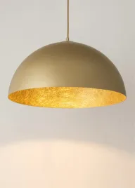 zlota-lampa-wiszaca-sfera-nowoczesna-kopula-do-gabinetu