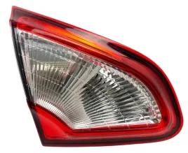 nissan-qashqai-10-14-lampa-tylna-wewnetrzna-lewa