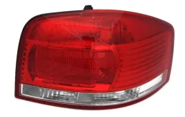 audi-a3-03-08-lampa-tylna-3d-prawa