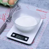 waga-kuchenna-biala-5kg-kinghoff-stan-nowy