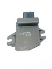 regulator-napiecia-515176364