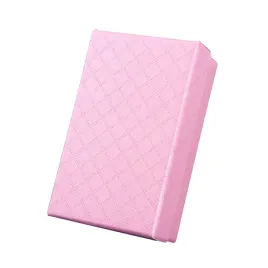 pikowane-pudelko-na-bizuterie-naszyjnik-prostokatne-rozowe-8x5cm