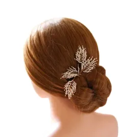 eleganckie-zlote-kokowki-slubne-w-stylu-boho-z-bialymi-koralikami-2-sztuki