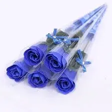 sztuczna-roza-kwiat-na-prezent-okazje-niebieska