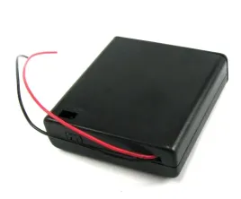 koszyk-na-baterie-4xaa-grube-paluszki-6v-on-off